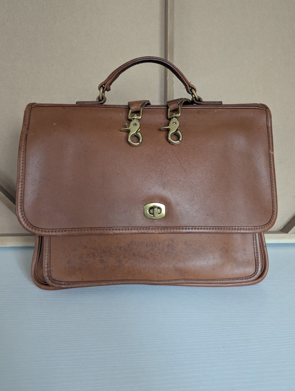 🌹 Coach Brown Leather Laptop Briefcase with Brass Hardware